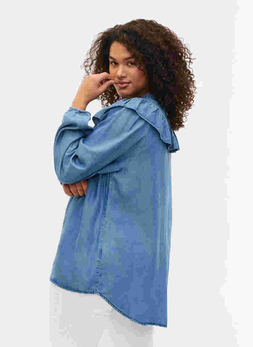 Langærmet skjorte med flæser i lyocell (TENCEL™), Blue denim, Model image number 2