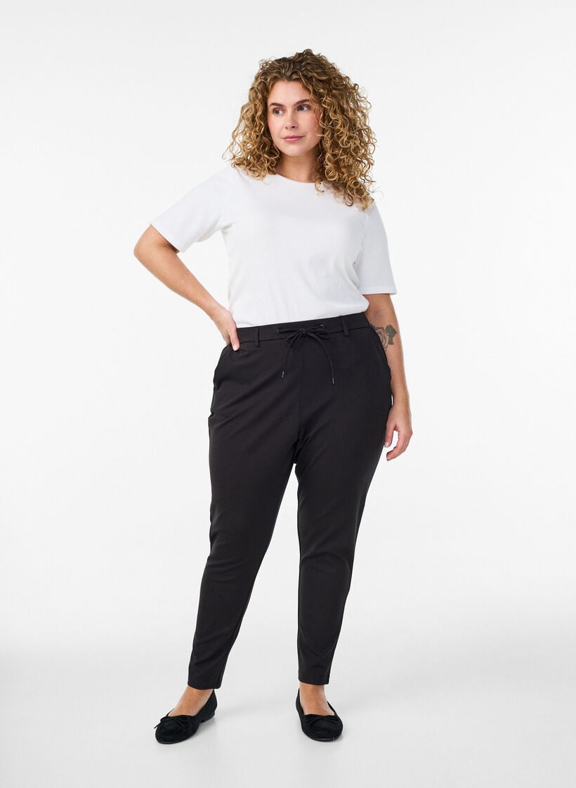 Cropped Maddison bukser, Sort, Model image number 0