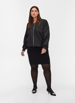 Kort jakke med glimmer og lynlås, Black, Model image number 3