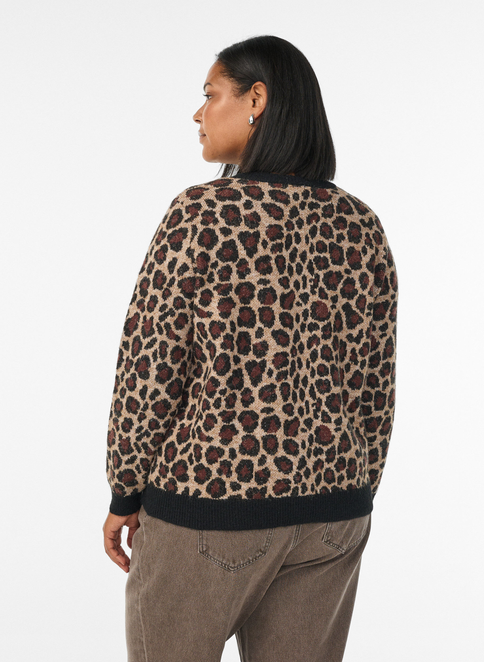 Zizzi Cardigan med leopardm&oslash;nster og kontrastkanter, Sort, Model image number 2