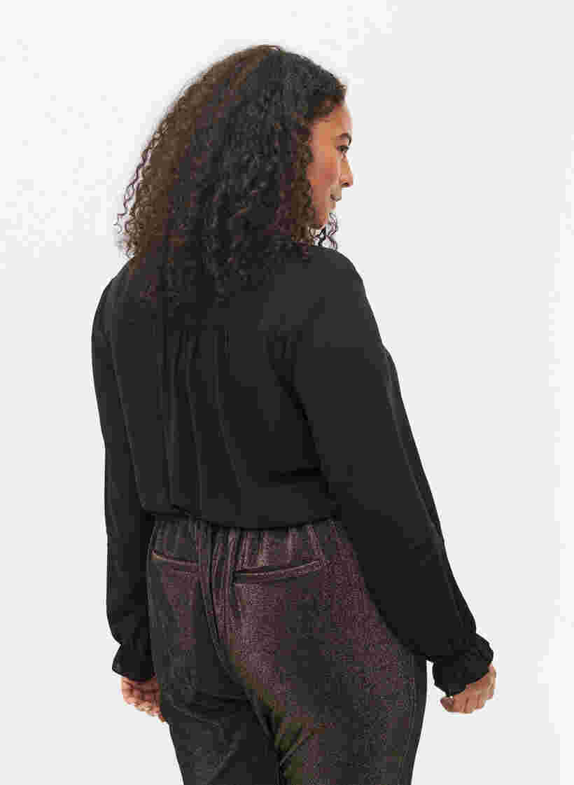 Bluse med lange ærmer og knaplukning, Black, Model image number 1