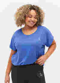 Ensfarvet trænings t-shirt, Dazzling Blue, Model