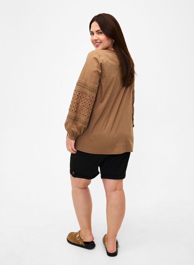 Chino shorts med lommer, Black, Model image number 1