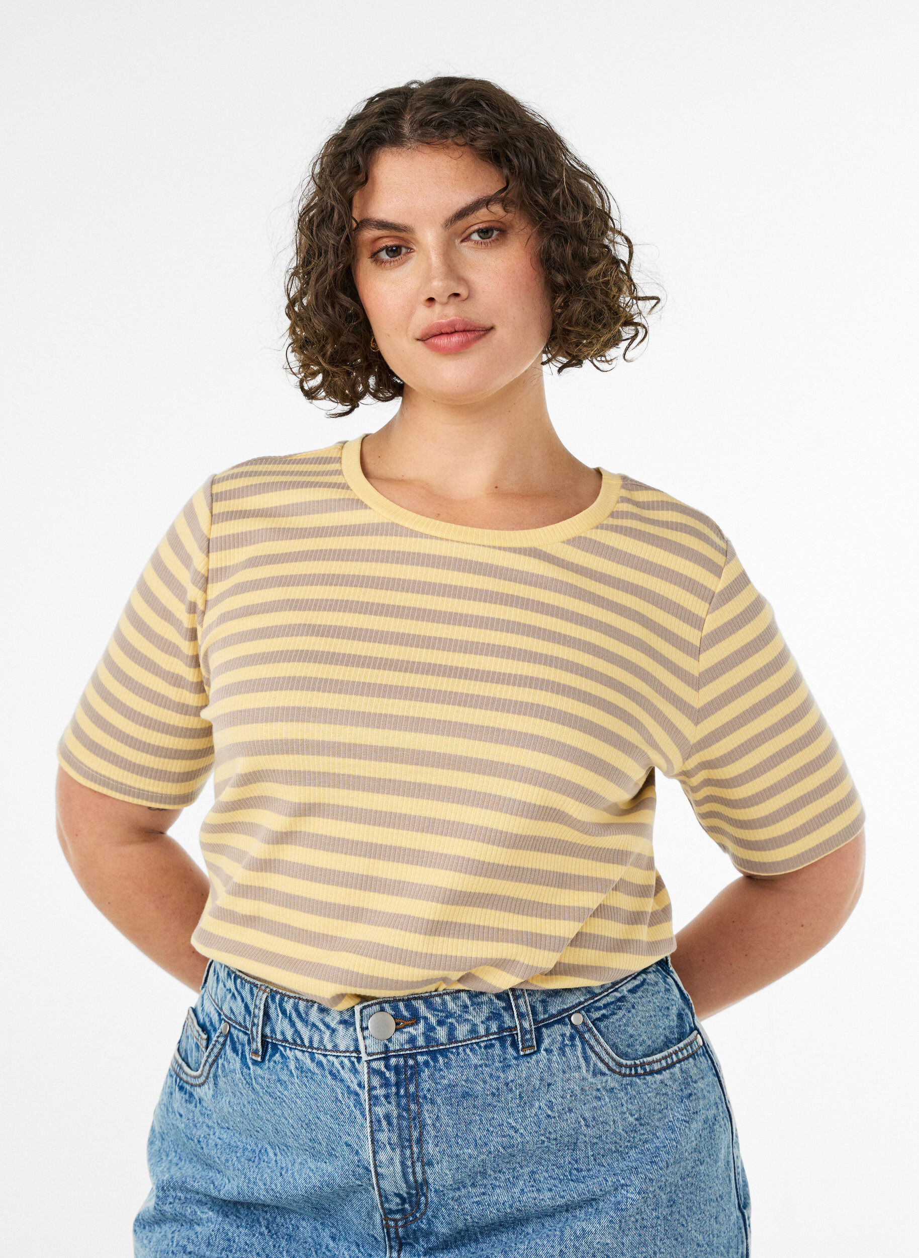 Stribet t-shirt med ribstruktur, Gul, Model