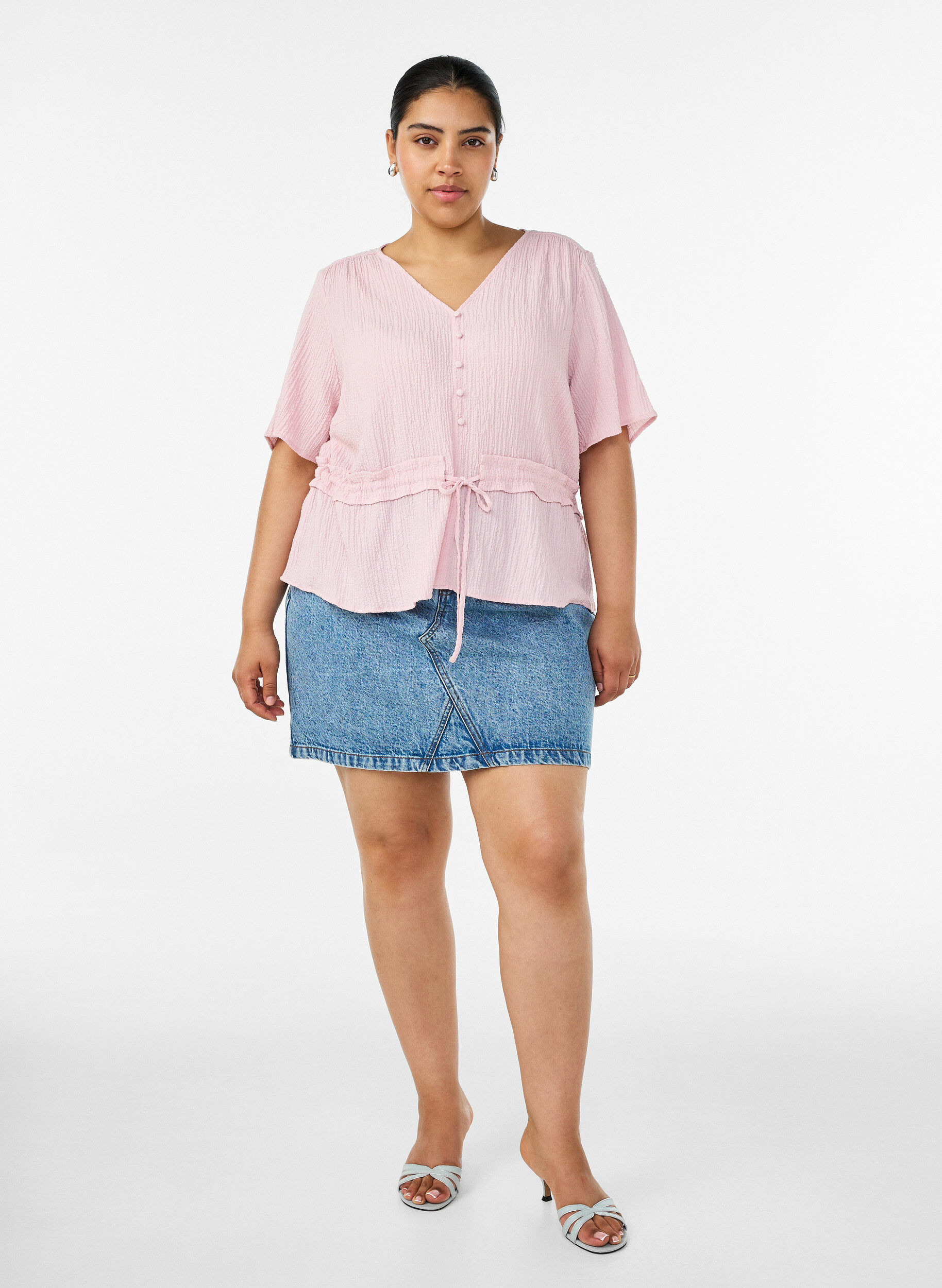 ZizziBluse med struktur og bindeb&aring;nd i taljen, Lyser&oslash;d, Model image number 1