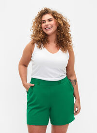 Shorts med lommer og løs pasform, Jolly Green, Model