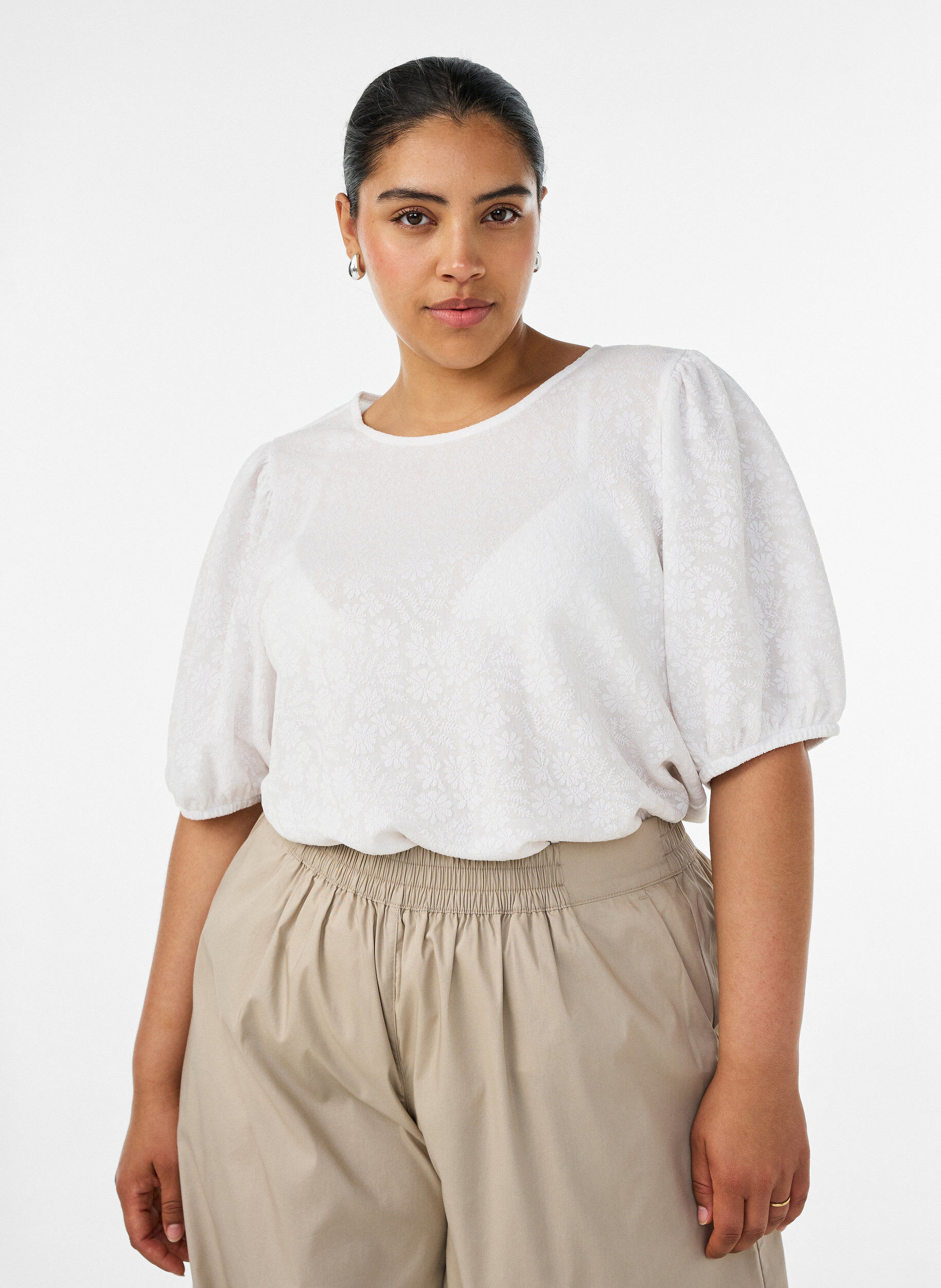 ZizziBluse med struktur og korte &aelig;rmer, Hvid, Model image number 0