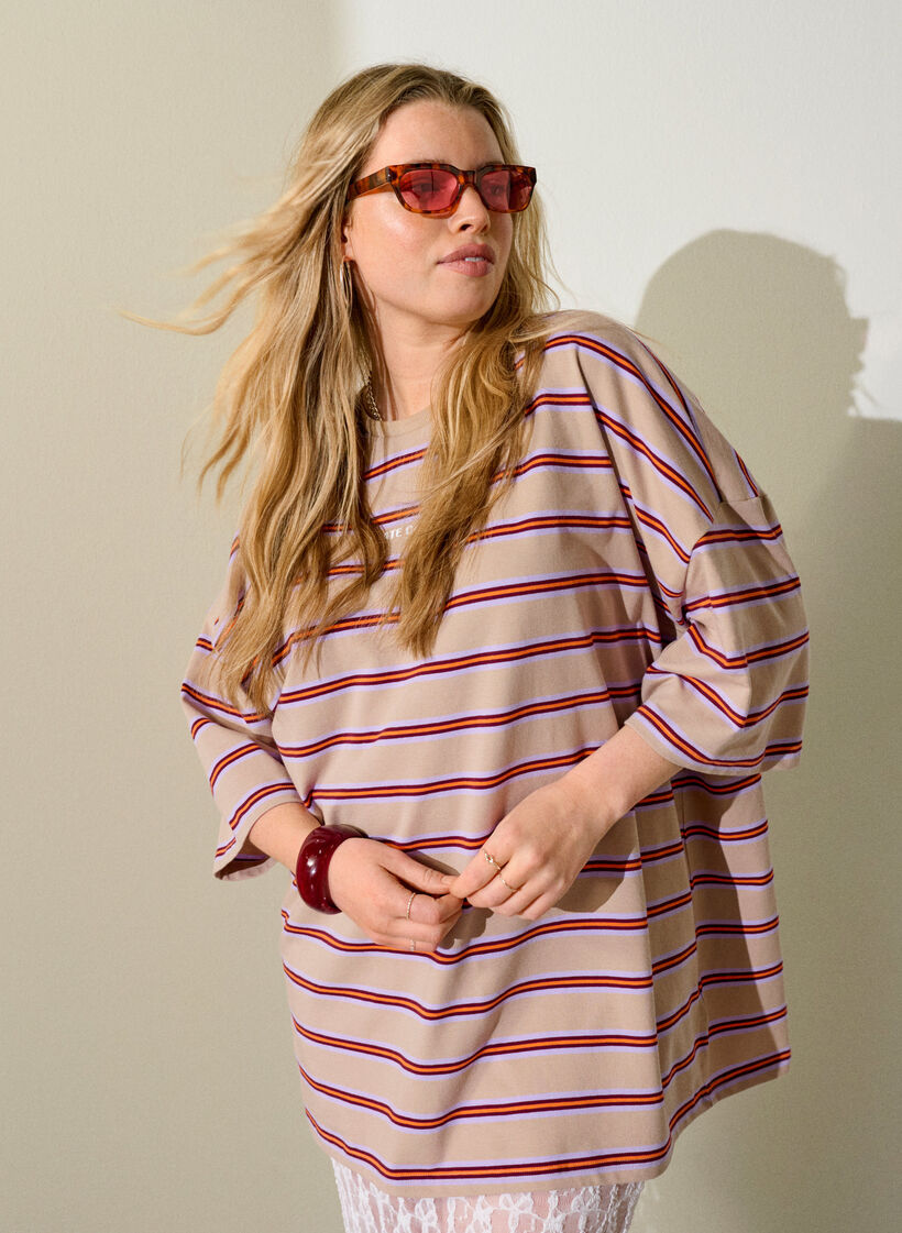Oversize T-shirt med striber og 1/2 &aelig;rmer, Beige, Image image number 0