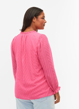 Bluse med lange ærmer og flæsedetaljer, Shocking Pink, Model image number 1