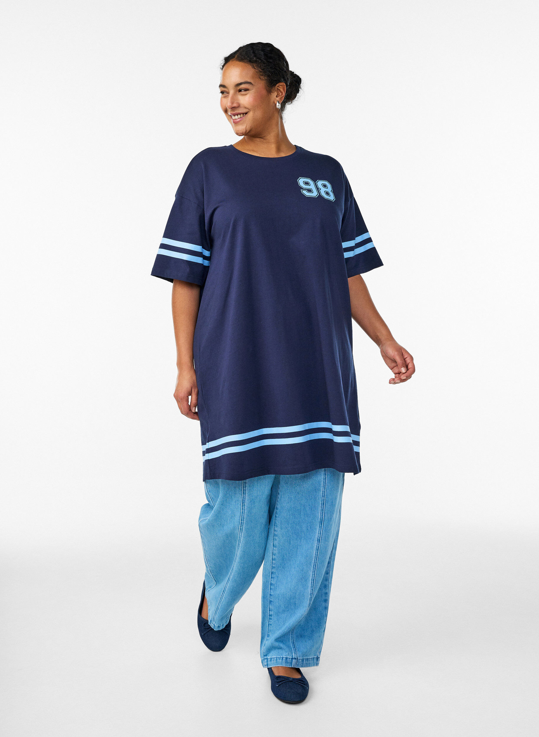 ZizziKort t-shirtkjole med sporty detaljer, Bl&aring;, Model image number 1