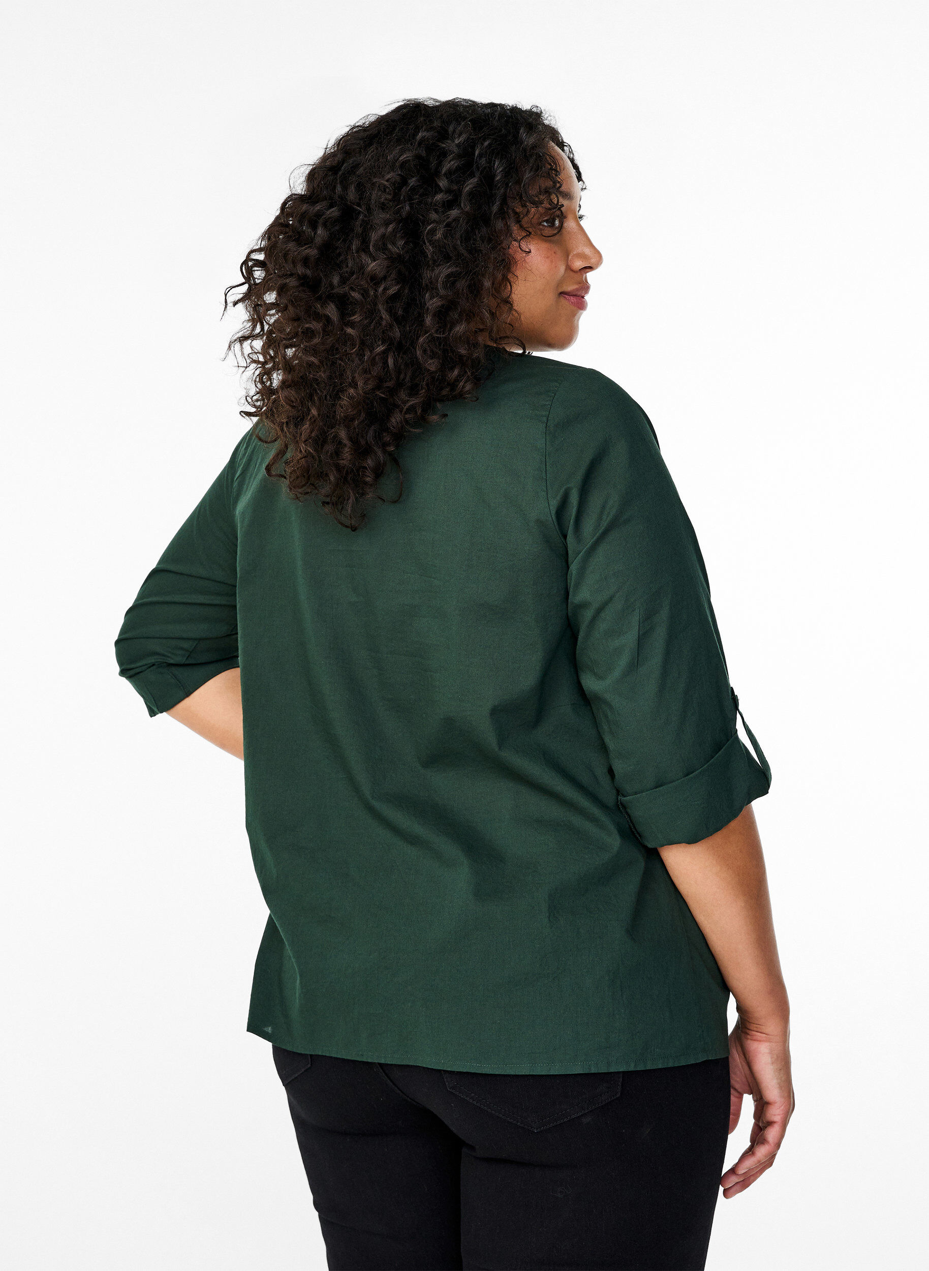 Zizzi FLASH - Skjortebluse med crochetdetalje, Scarab, Model image number 1