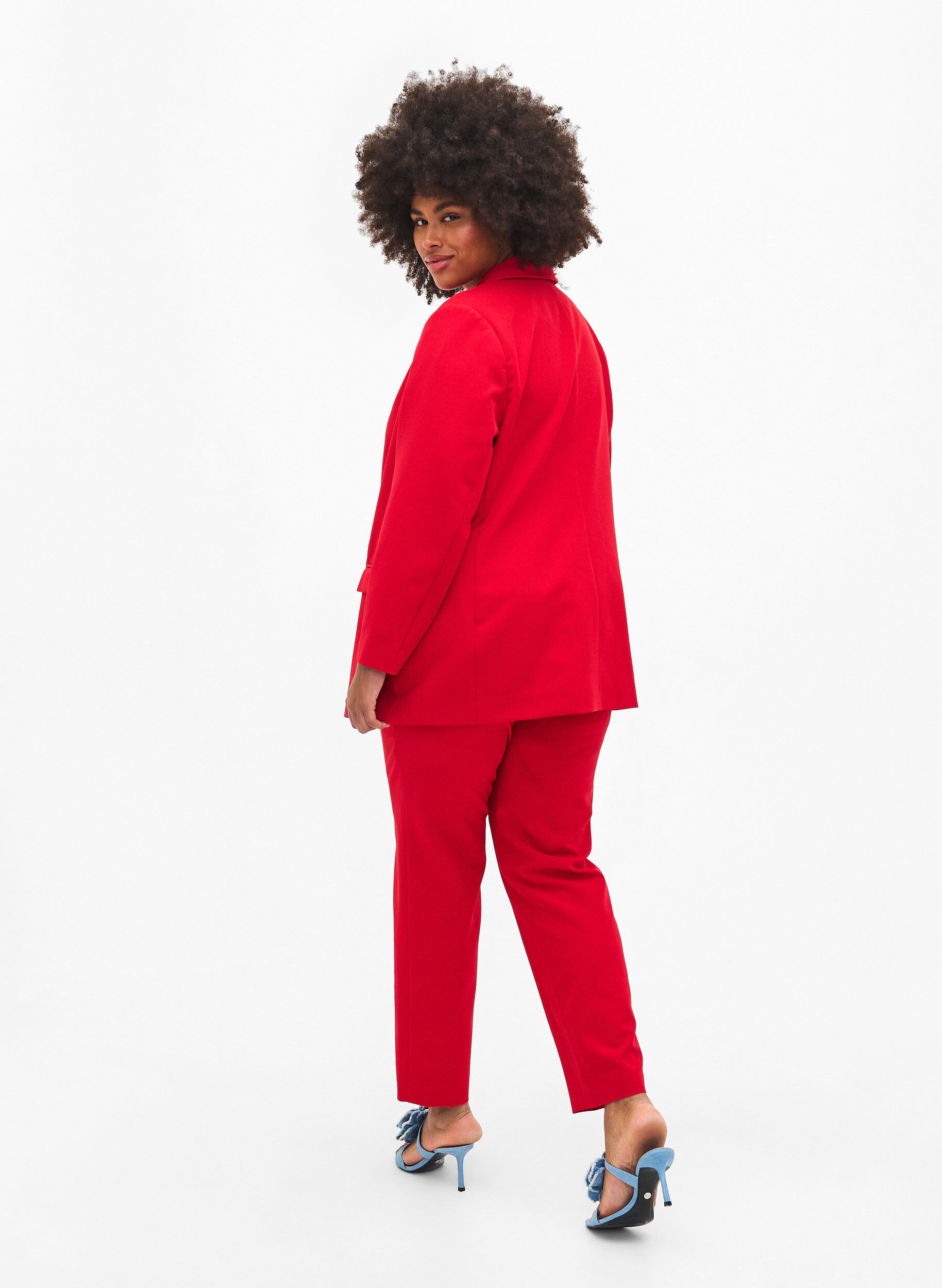 Zizzi Habitjakke med guldknapper og lommer, Tango Red, Model image number 1