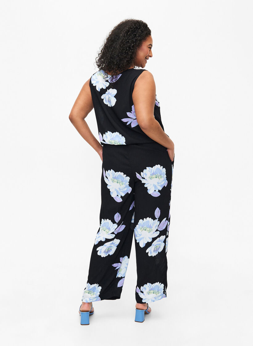Ærmeløs jumpsuit i viskose, Black Big Flower AOP, Model image number 1