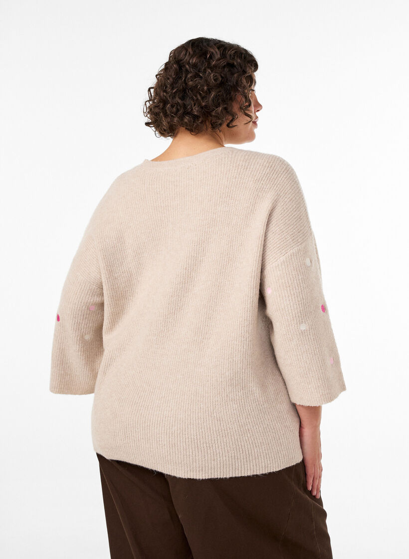 Strikbluse med sm&aring; broderede motiver, Beige, Model image number 2