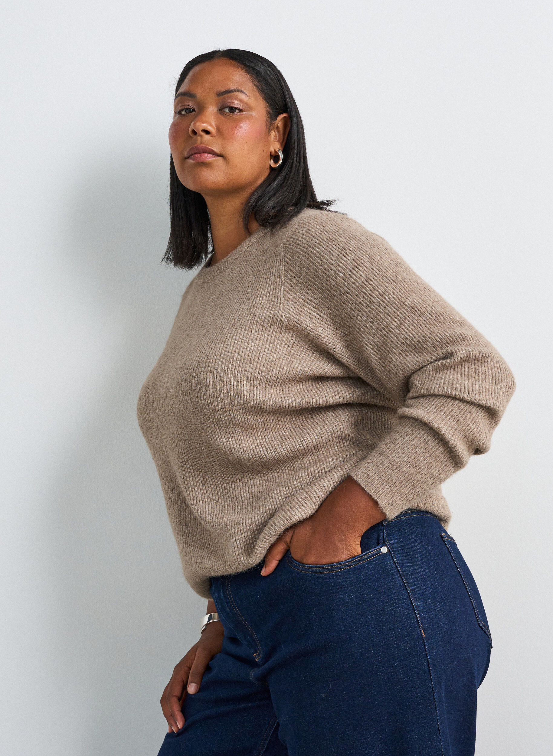 Meleret strikbluse med rund hals, Beige, Model