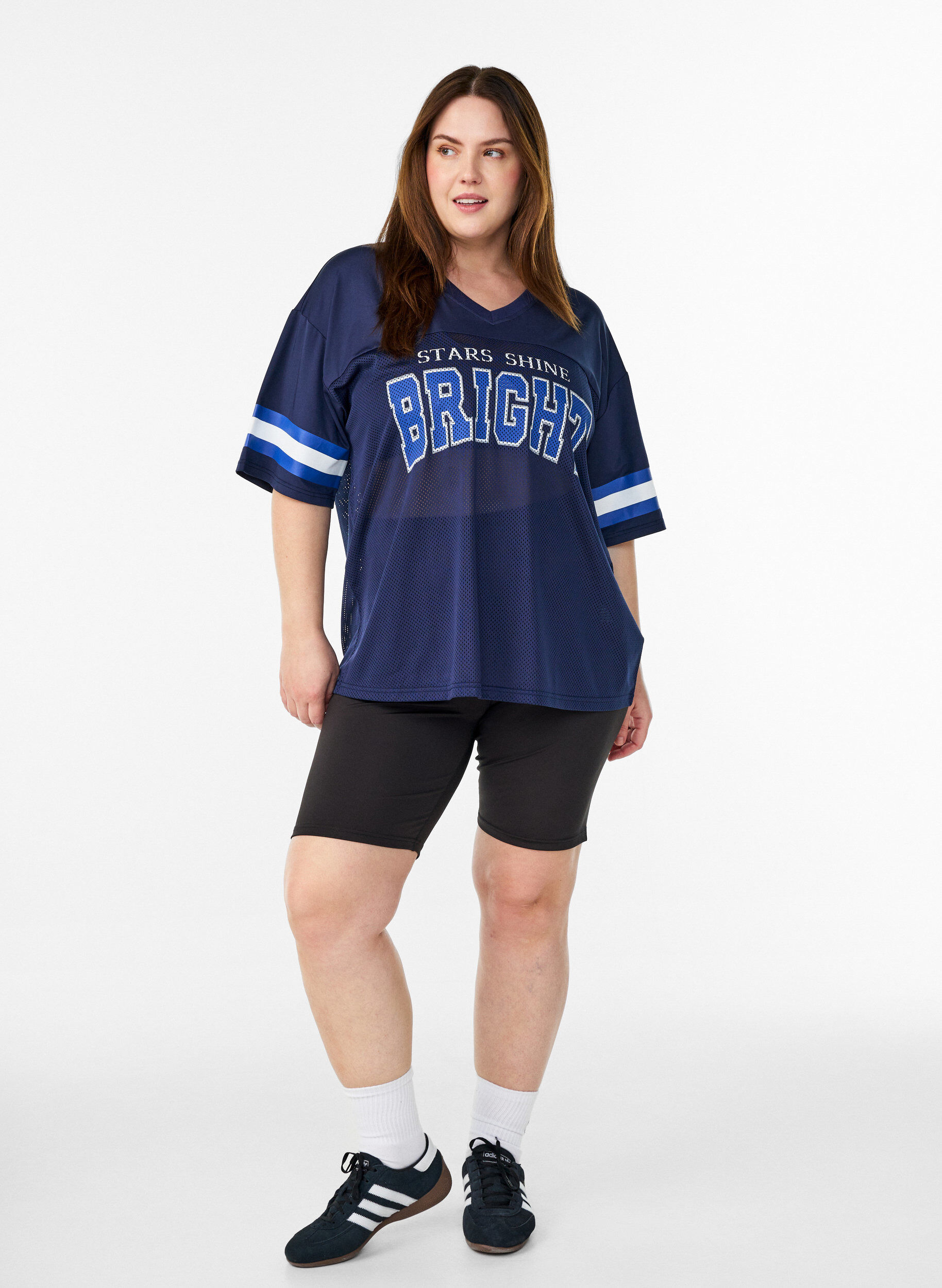 ZizziTr&aelig;nings t-shirt med V-udsk&aelig;ring og frontprint, Bl&aring;, Model image number 1