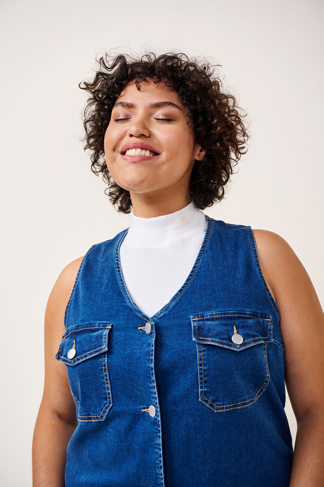 Zizzi Rullekrave, , Model