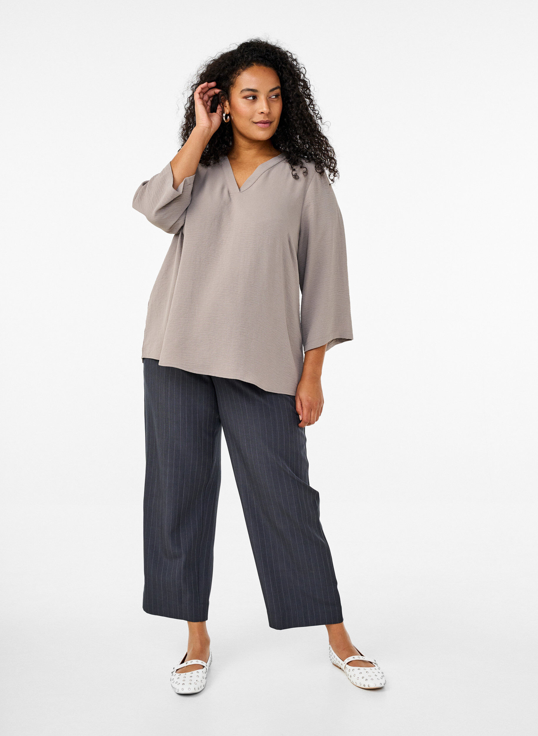 Zizzi FLASH - Bluse med 3/4 &aelig;rmer, Beige, Model image number 1
