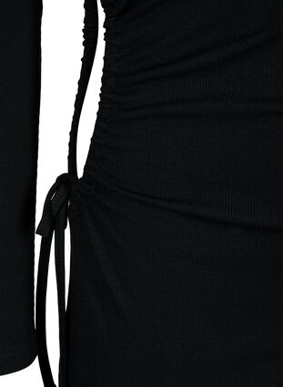 Tætsiddende kjole med udskæring, Black, Packshot image number 3