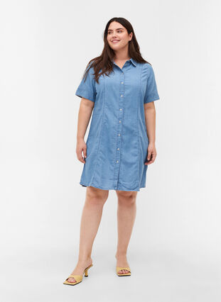Kortærmet denim skjortekjole med bælte, Light blue denim, Model image number 2