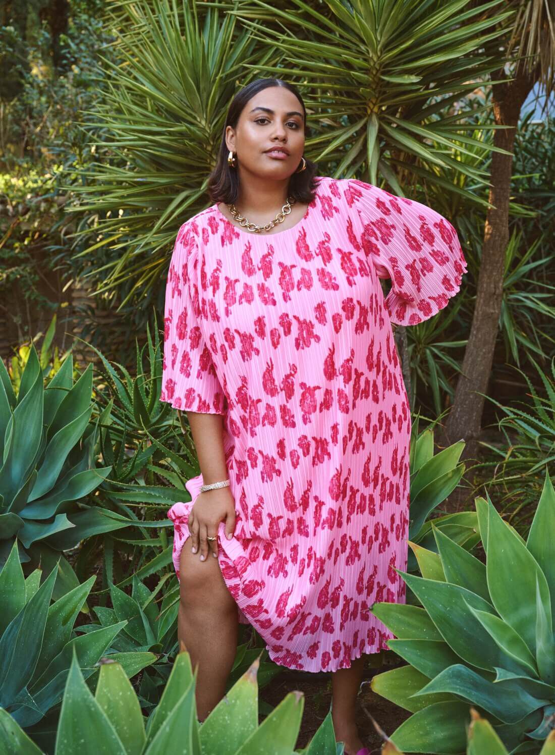 Printet kjole i lyser&oslash;d , , Model