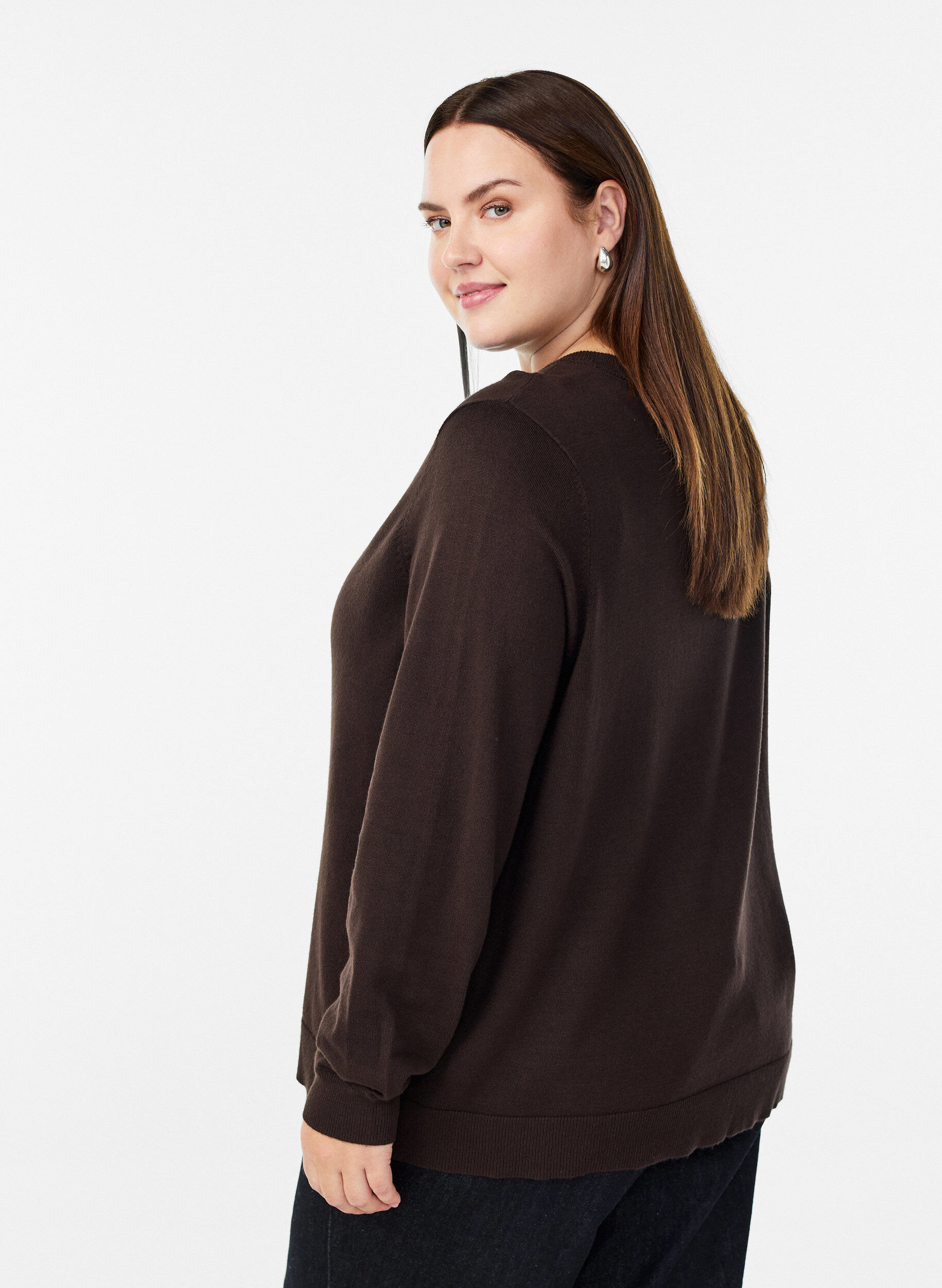 Zizzi Finstrikket cardigan med kugleknapper, Brun, Model image number 2