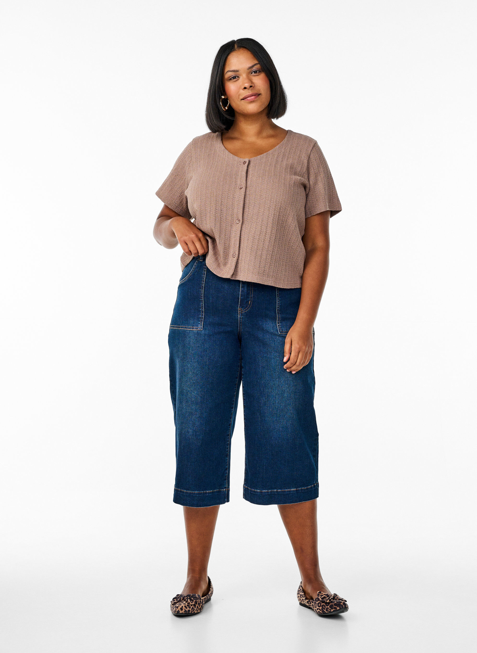 Zizzi Jerseycardigan med korte &aelig;rmer, Brun, Model image number 1