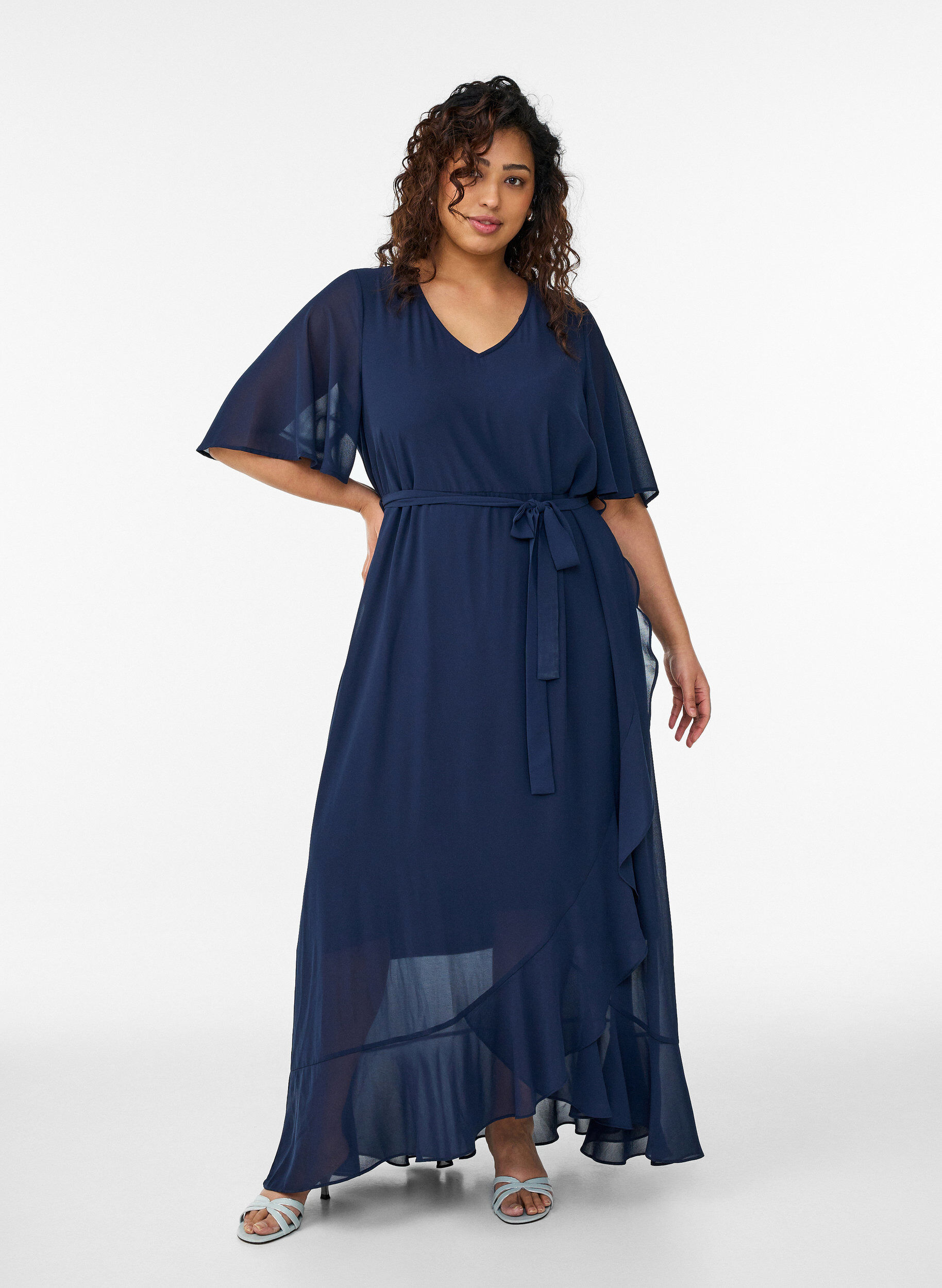 ZizziMaxikjole i chiffon med V-udsk&aelig;ring og fl&aelig;sekant, Bl&aring;, Model image number 0