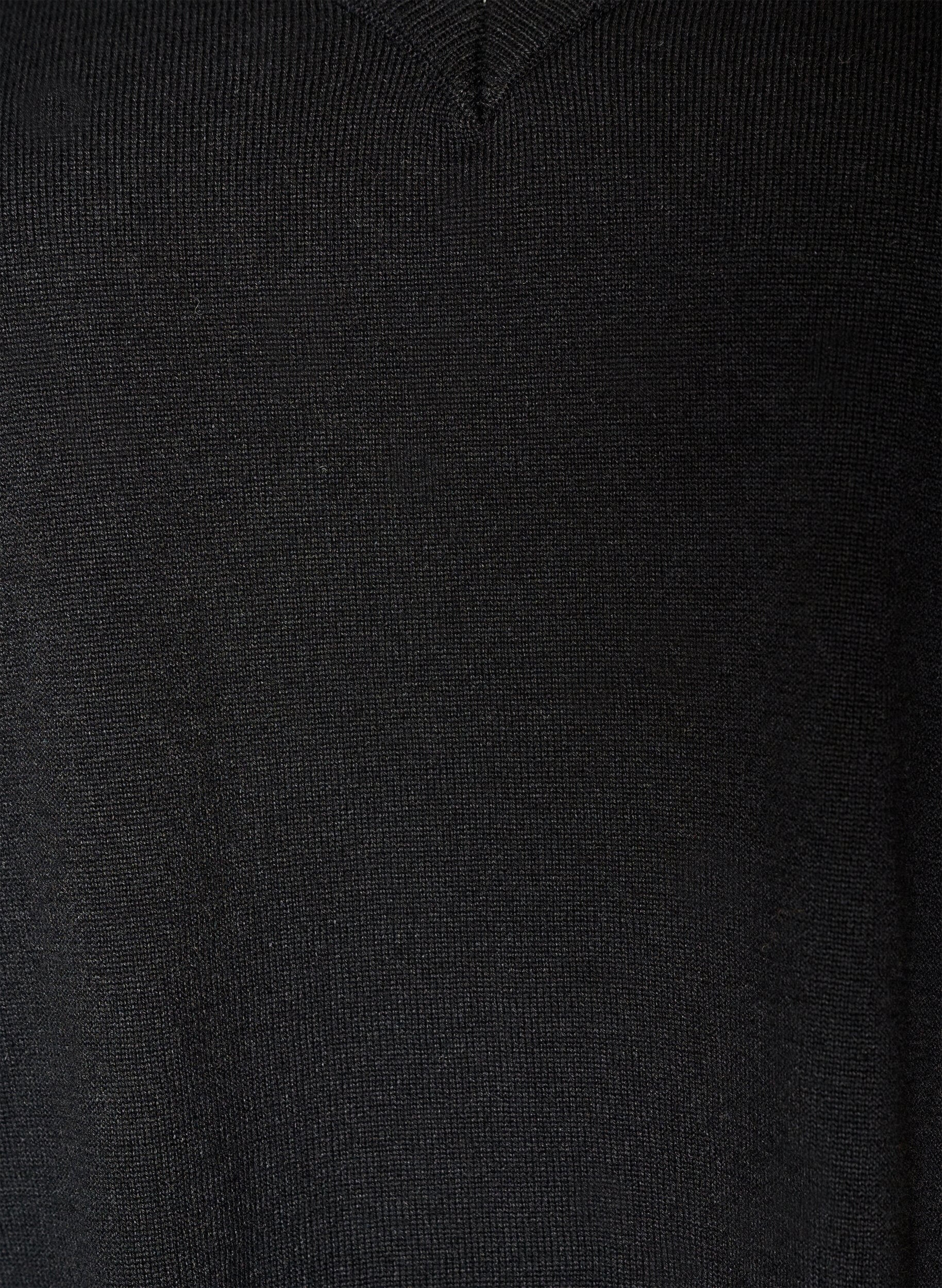 ZizziStrikbluse med V-hals og blondekant , Sort, Packshot image number 2