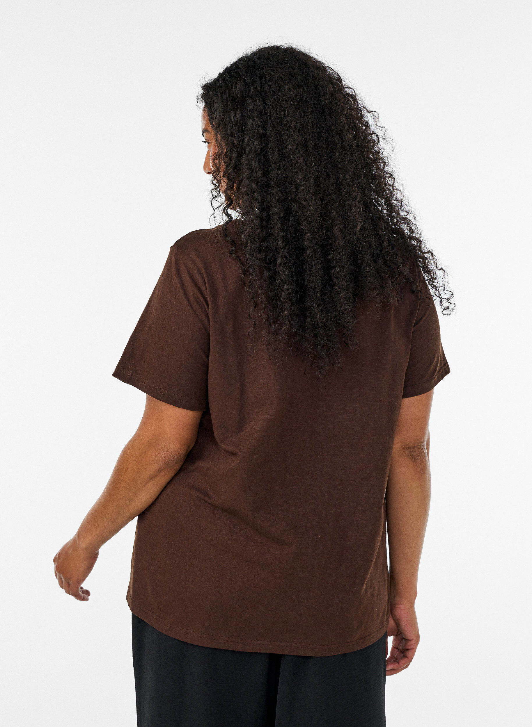 ZizziT-shirt med knapdetalje, Brun, Model image number 2