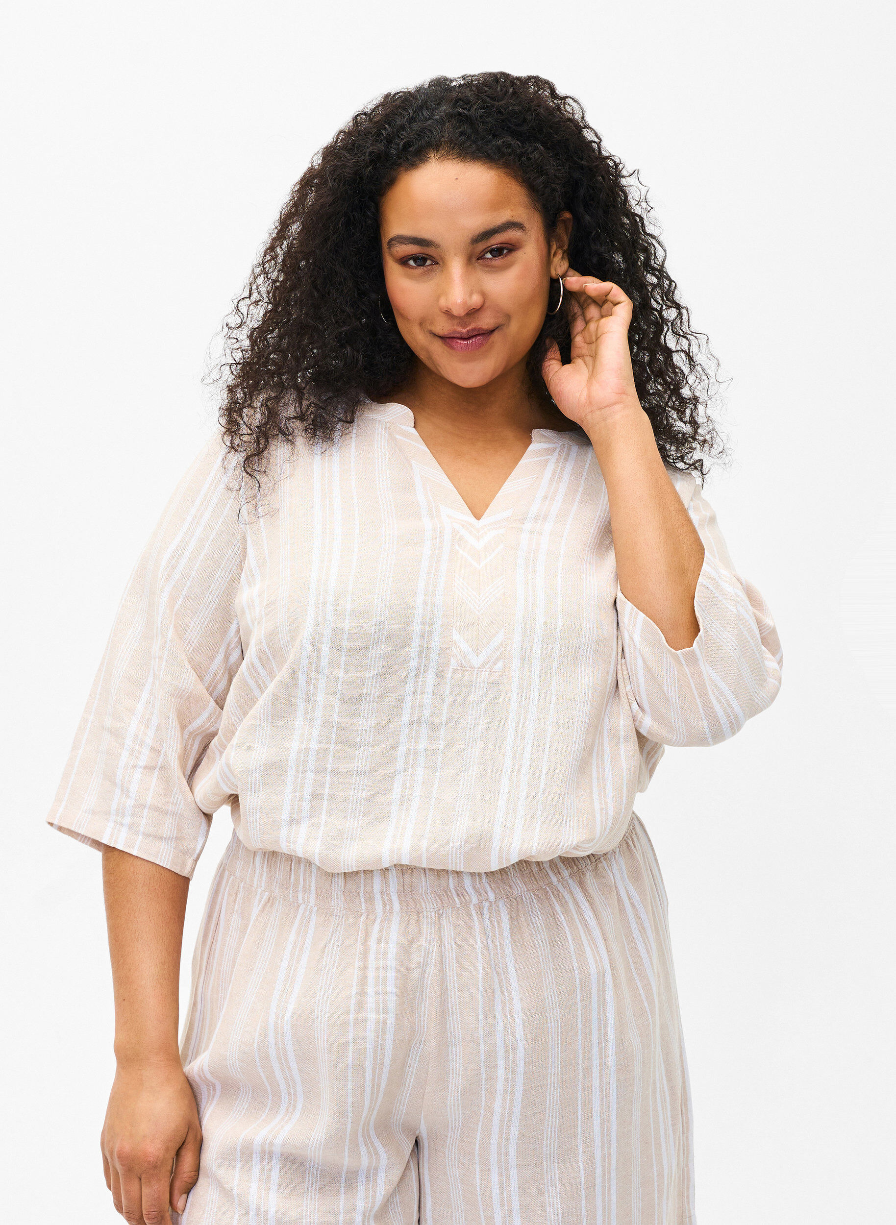 Zizzi Stribet bluse i h&oslash;r-viskosemix, Beige, Model image number 0