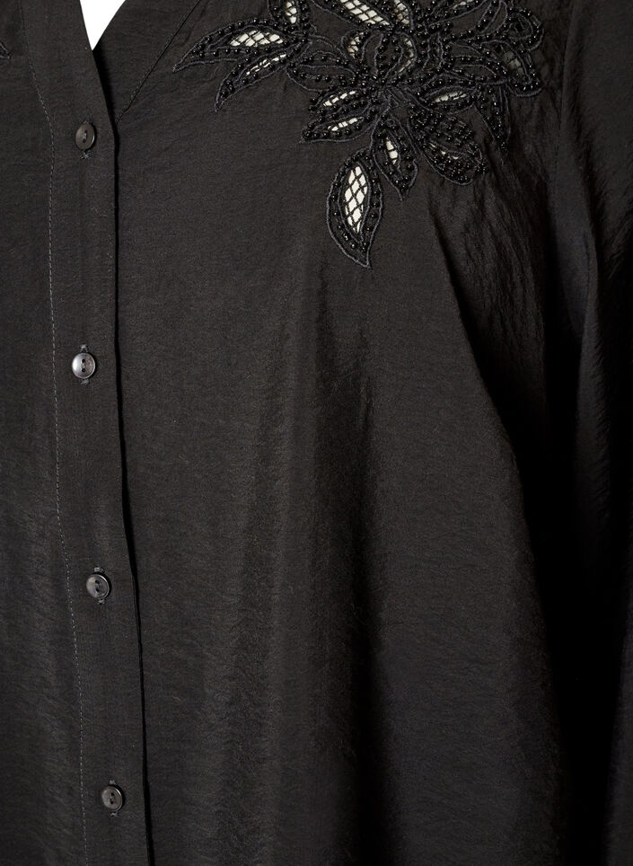 Skjortebluse med broderede blomsterapplikationer, Sort, Packshot image number 2
