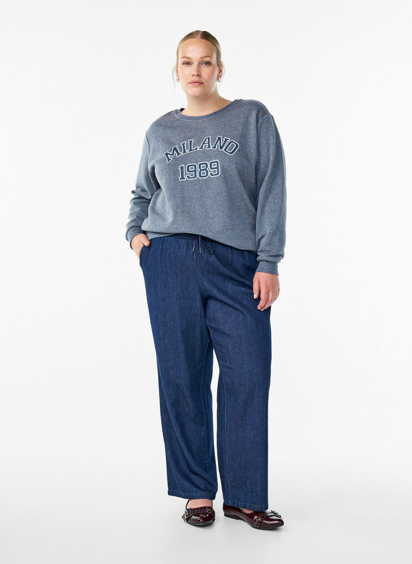 Sweatshirt med broderet Milano-motiv, Grå, Model image number 1