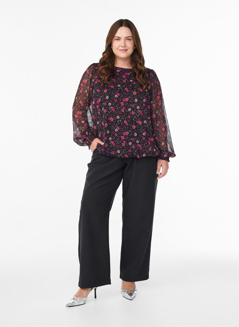 Blomstret chiffonbluse med transparente &aelig;rmer, Sort, Model image number 1