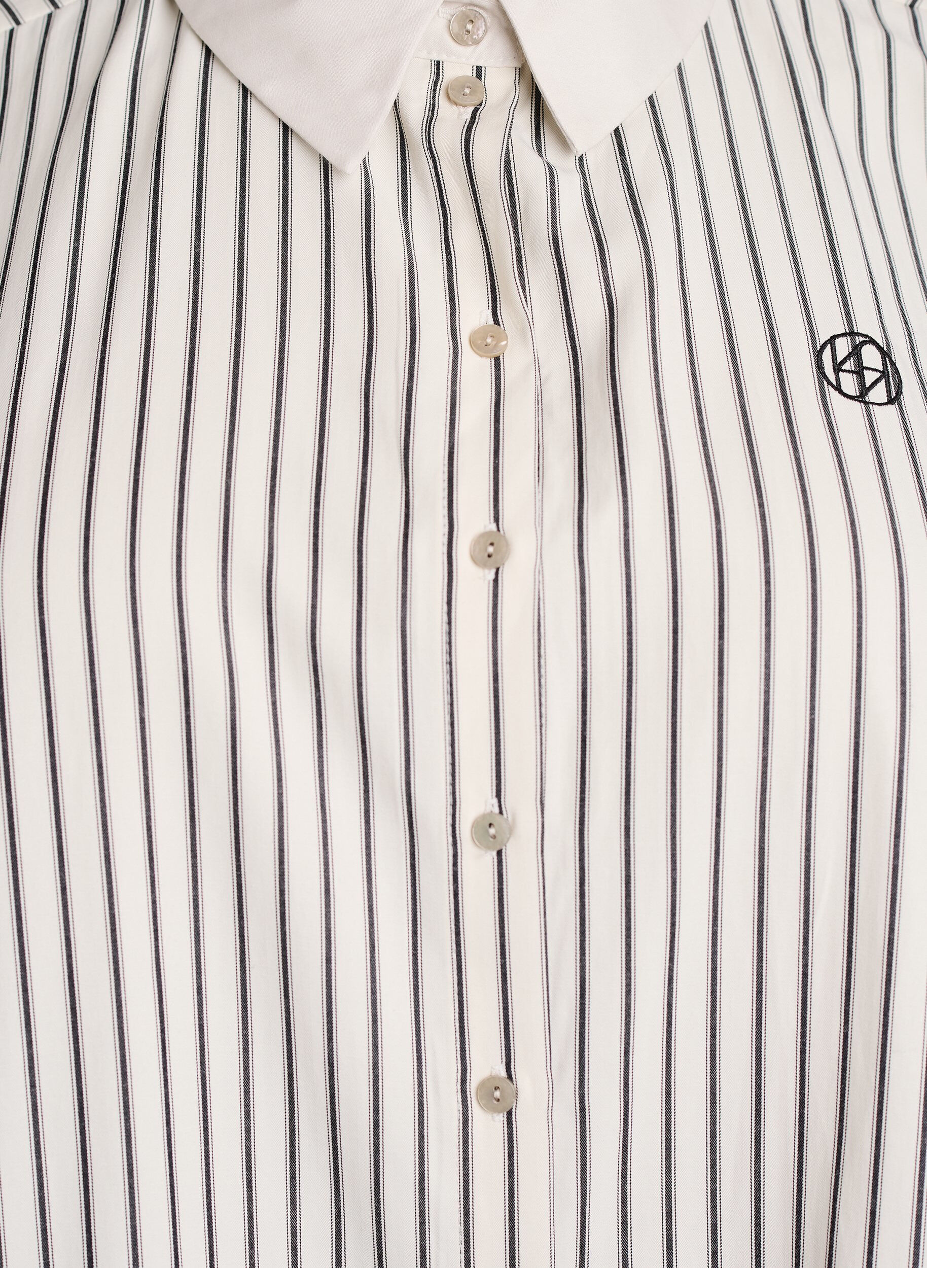 Zizzi L&oslash;s skjorte med striber og brede manchetter, Hvid, Packshot image number 2