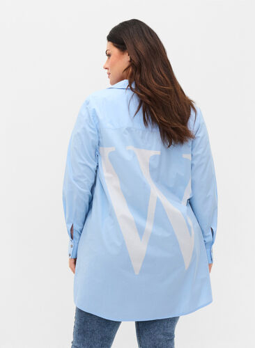 Lang bomuldskjorte med tryk på ryggen, Chambray Blue, Model image number 0