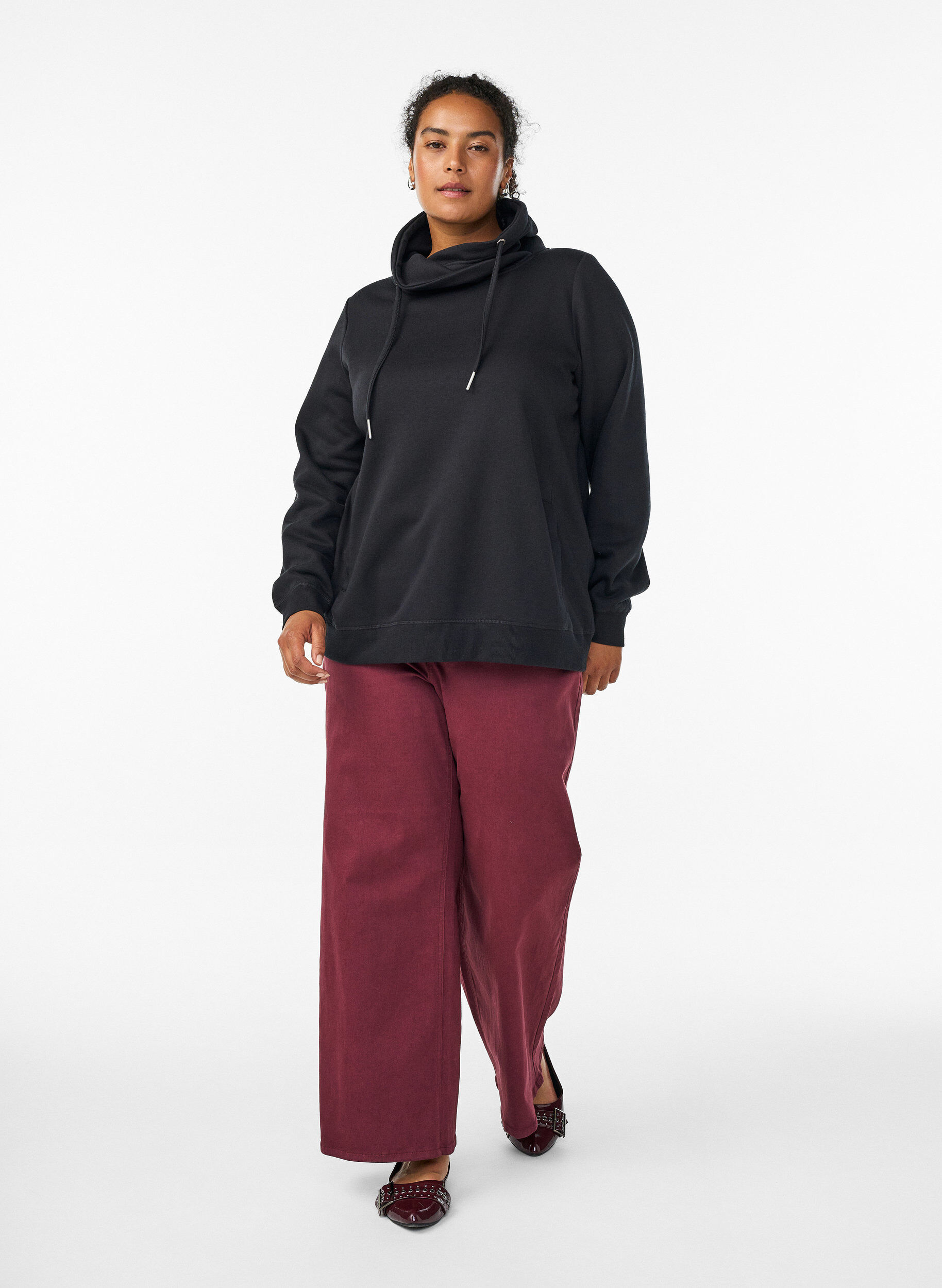 Zizzi Sweatshirt med h&oslash;j krave og lommer, Sort, Model image number 1