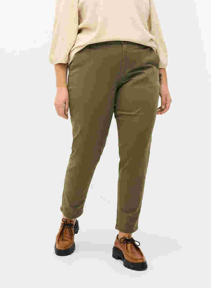 Chinos i bomuld med lommer, Army, Model image number 2