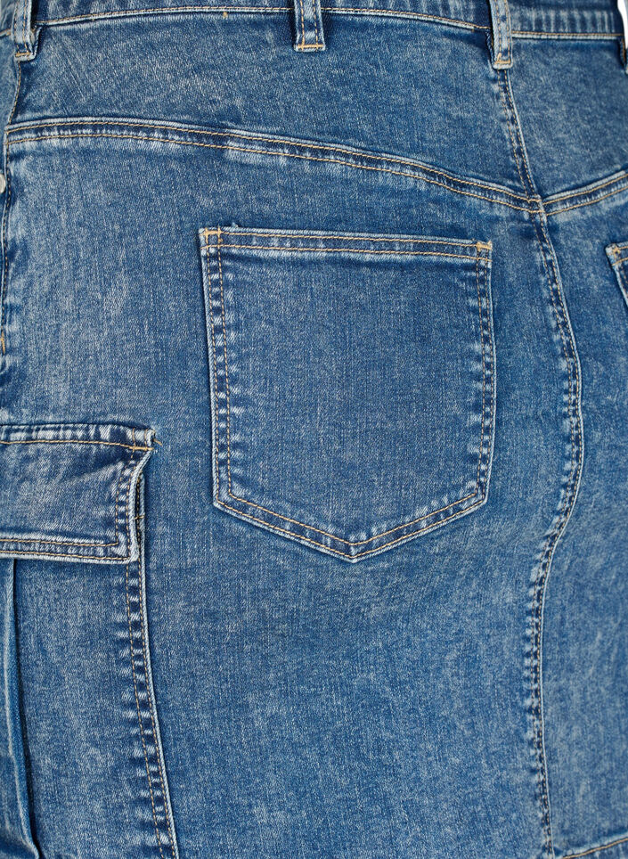 Tætsiddende denim nederdel med cargolomme , Blue Denim, Packshot image number 3