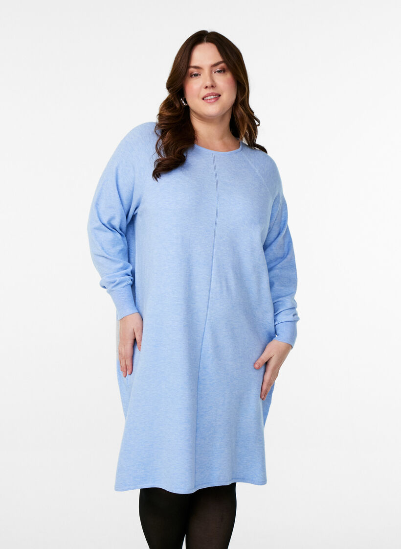 Strikkjole med rund hals og strikket mønster, Della R. Blue Mel., Model image number 0