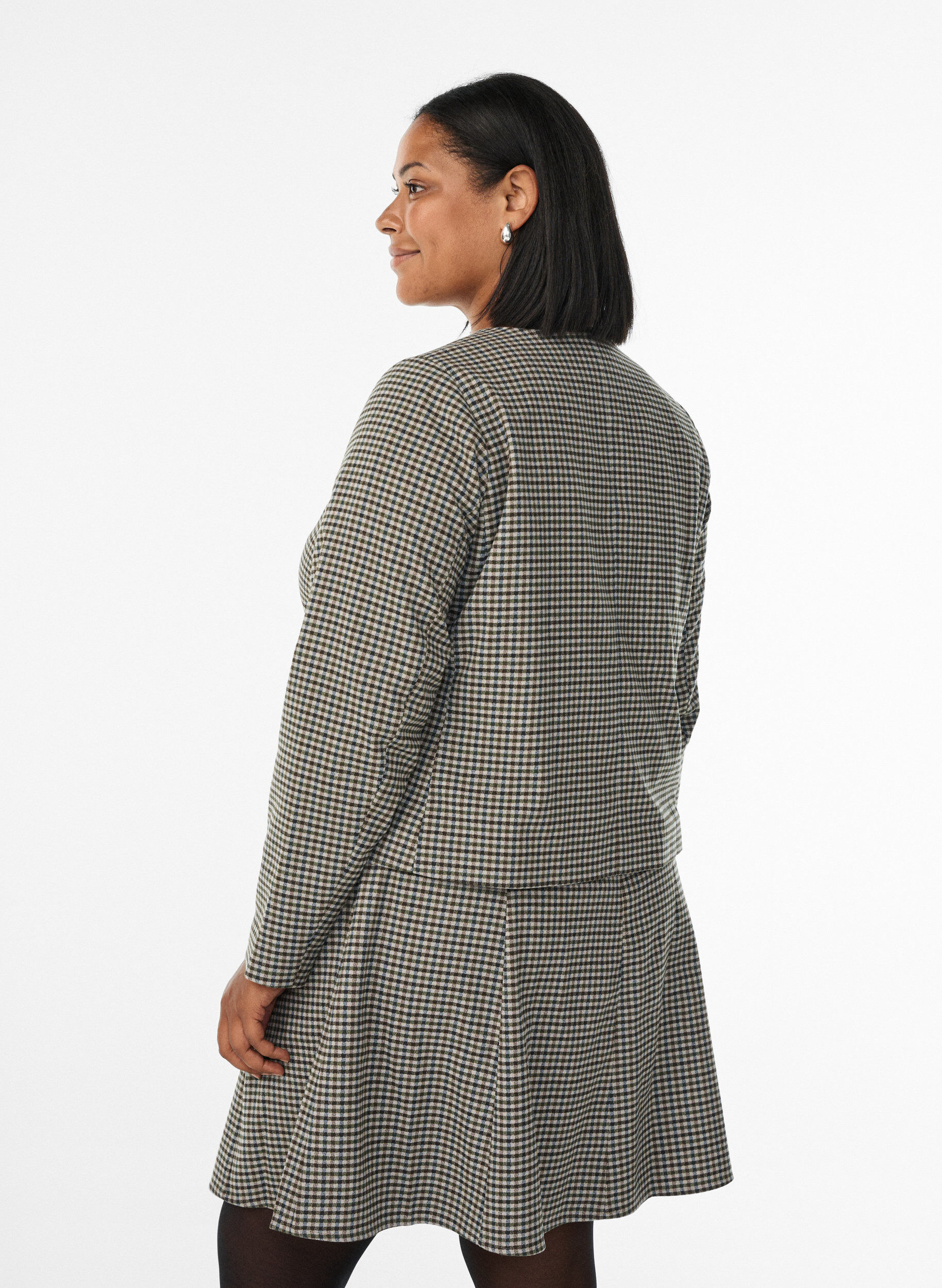 Zizzi Kort jakke med guldfarvede knapper, Brun, Model image number 2