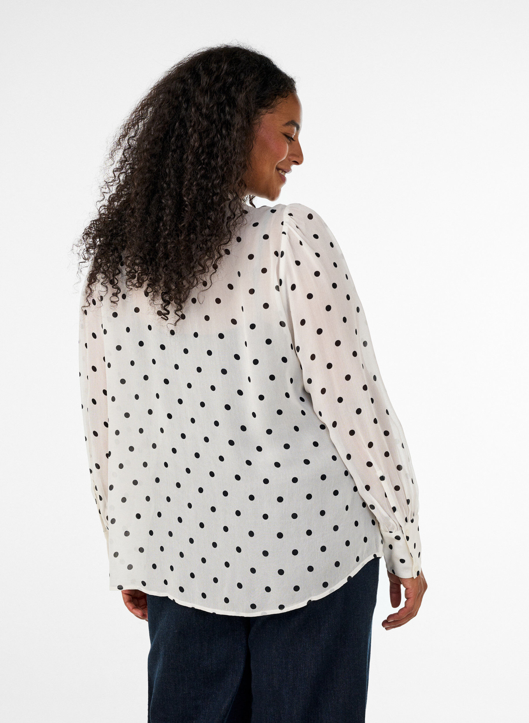 ZizziSkjortebluse i viskose med fl&aelig;sekrave, Hvid, Model image number 2