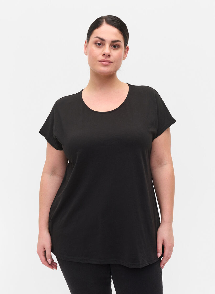 T-shirt i bomuldsmix, Black, Model