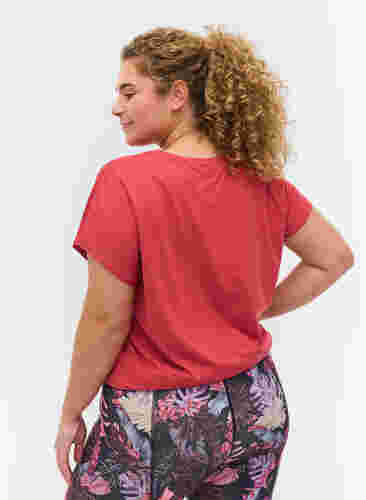 Ensfarvet trænings t-shirt, Garnet Rose, Model image number 1