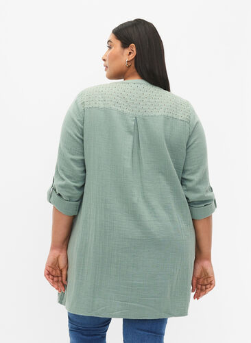Tunika i bomuld med broderi anglaise, Chinois Green, Model image number 1