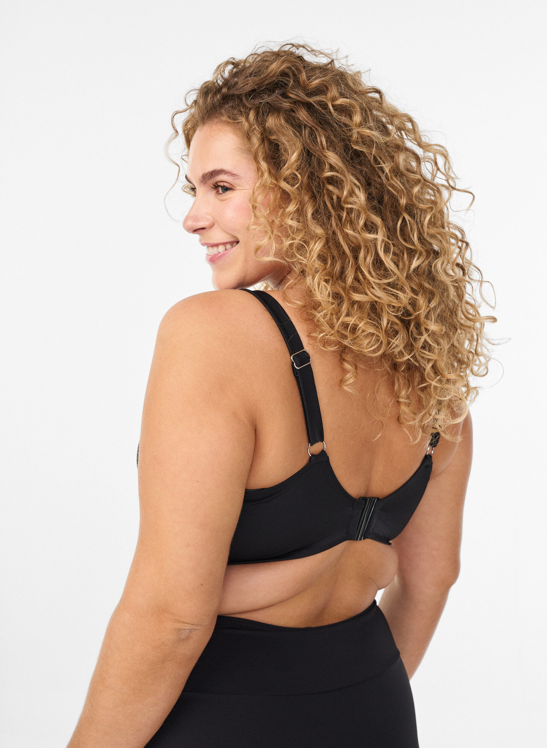 Zizzi Bikini overdel med stringdetalje, Sort, Model image number 1