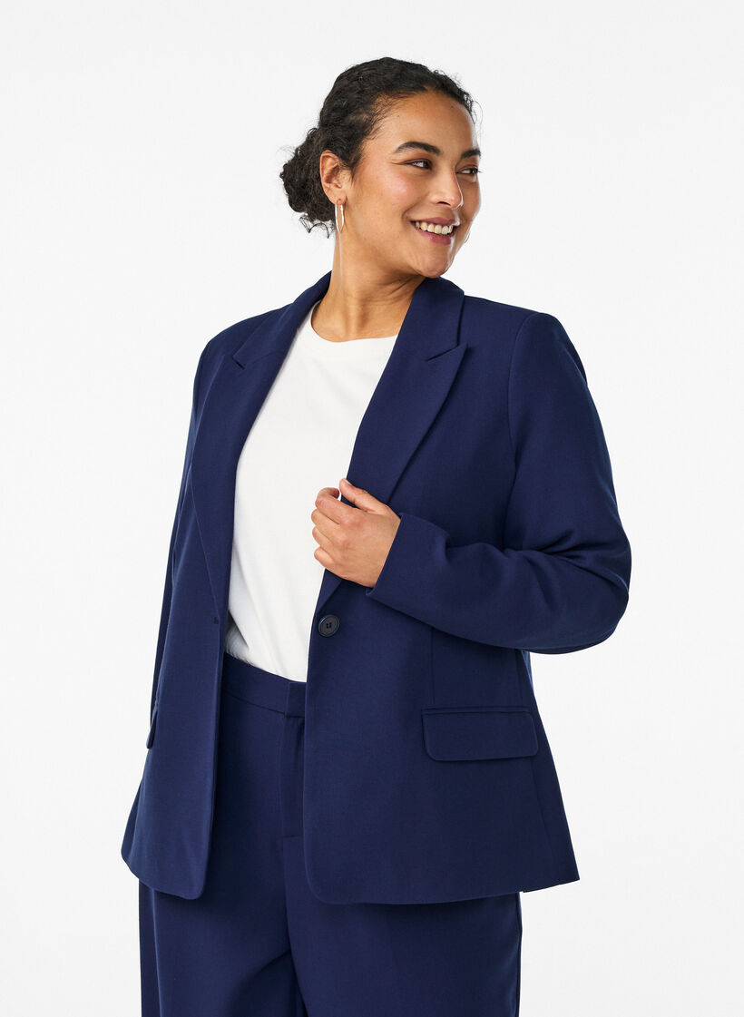 Klassisk blazer med enkel knaplukning og lommer, Bl&aring;, Model image number 0