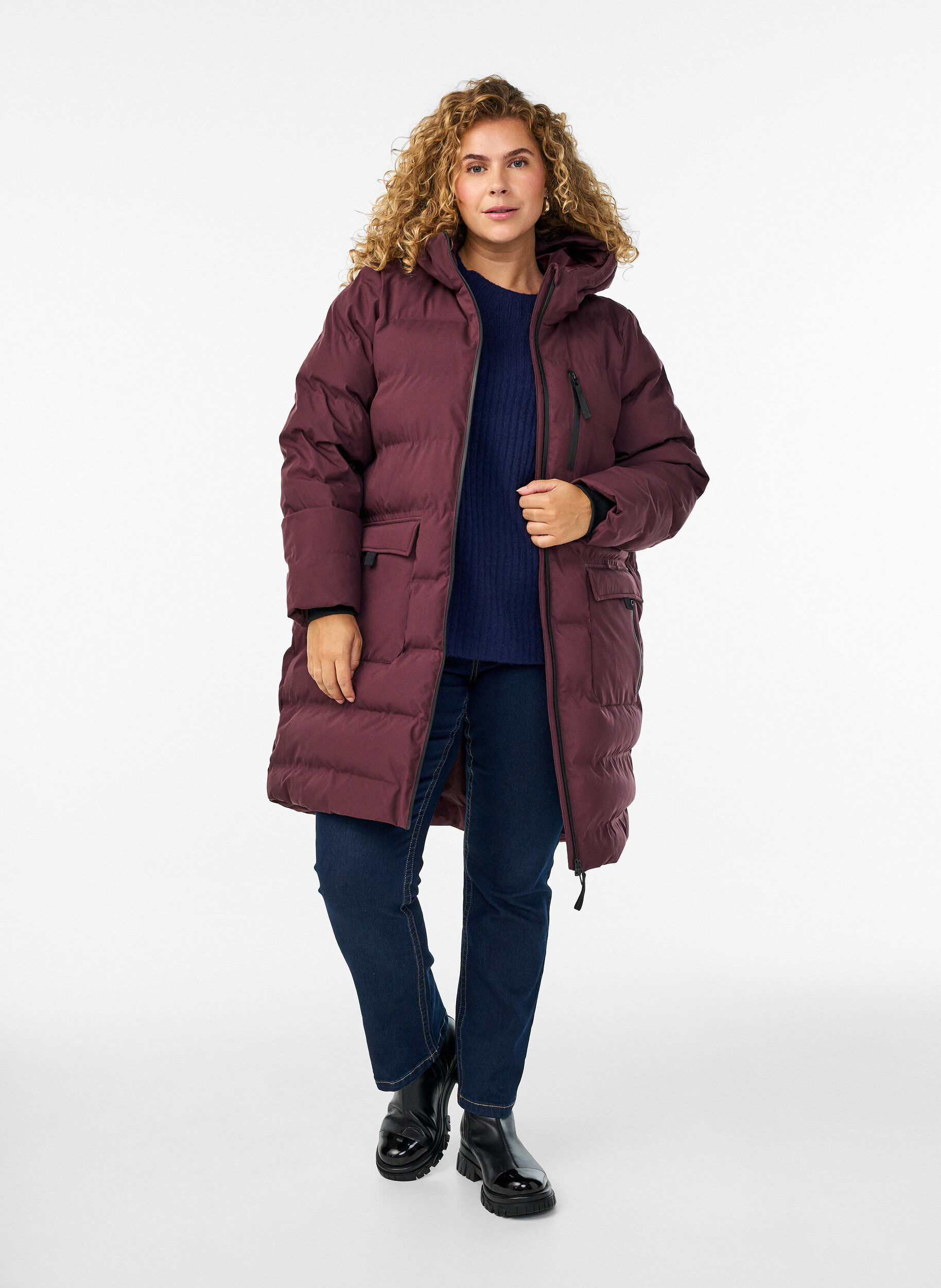 ZizziPufferfrakke med h&aelig;tte og lommer, M&oslash;rk Bordeaux, Model image number 1