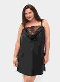Støt Brysterne - Natkjole med blonder, Black, Model