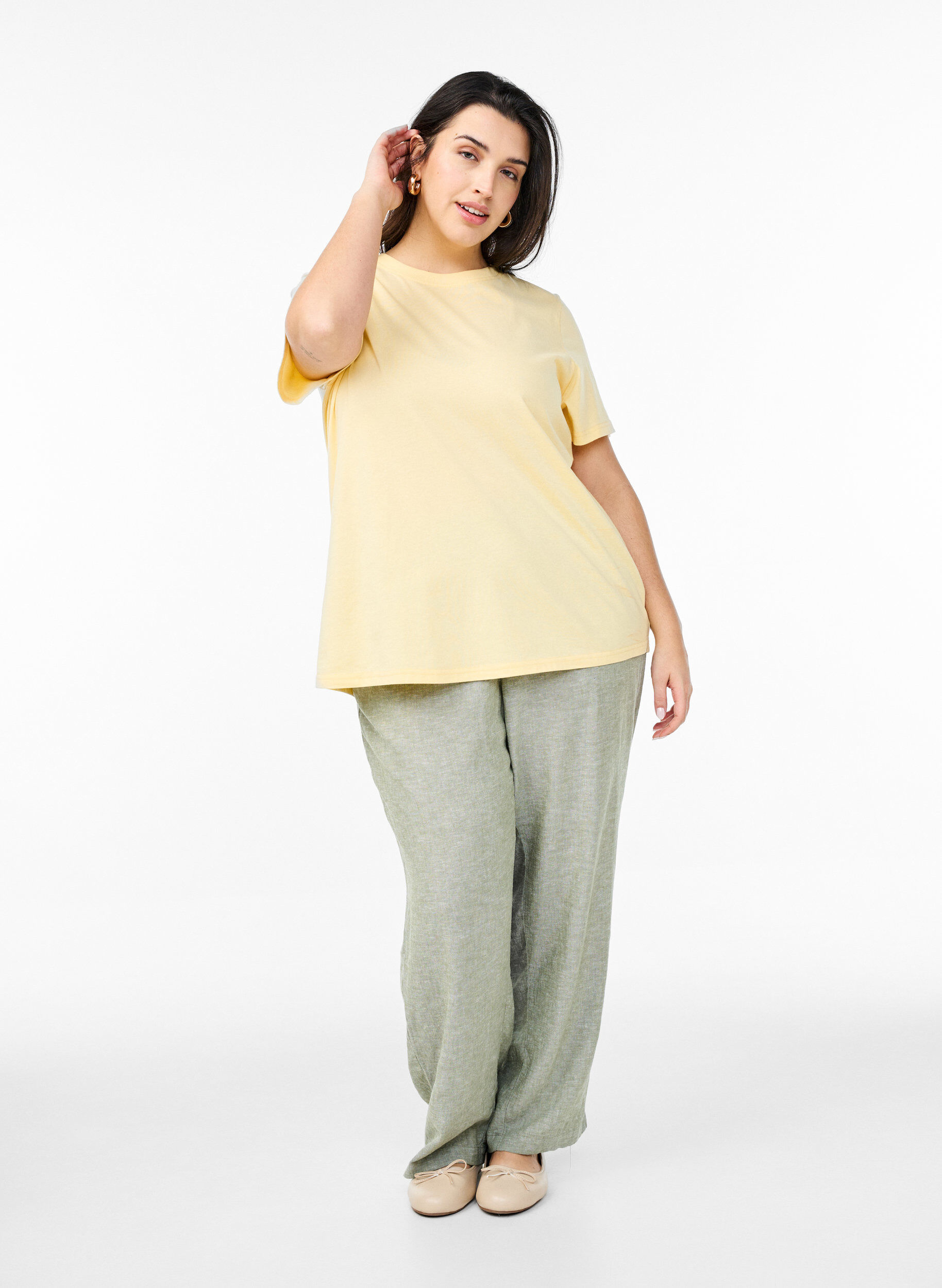ZizziBasis t-shirt i bomuld med rund hals , Gul, Model image number 1